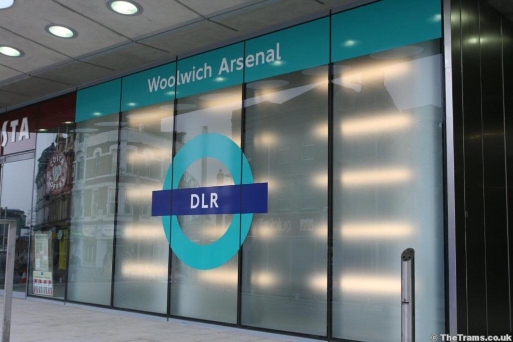 2 Bed Flat, Dedicated Workspace, Parking, 4Ktv Londra Dış mekan fotoğraf